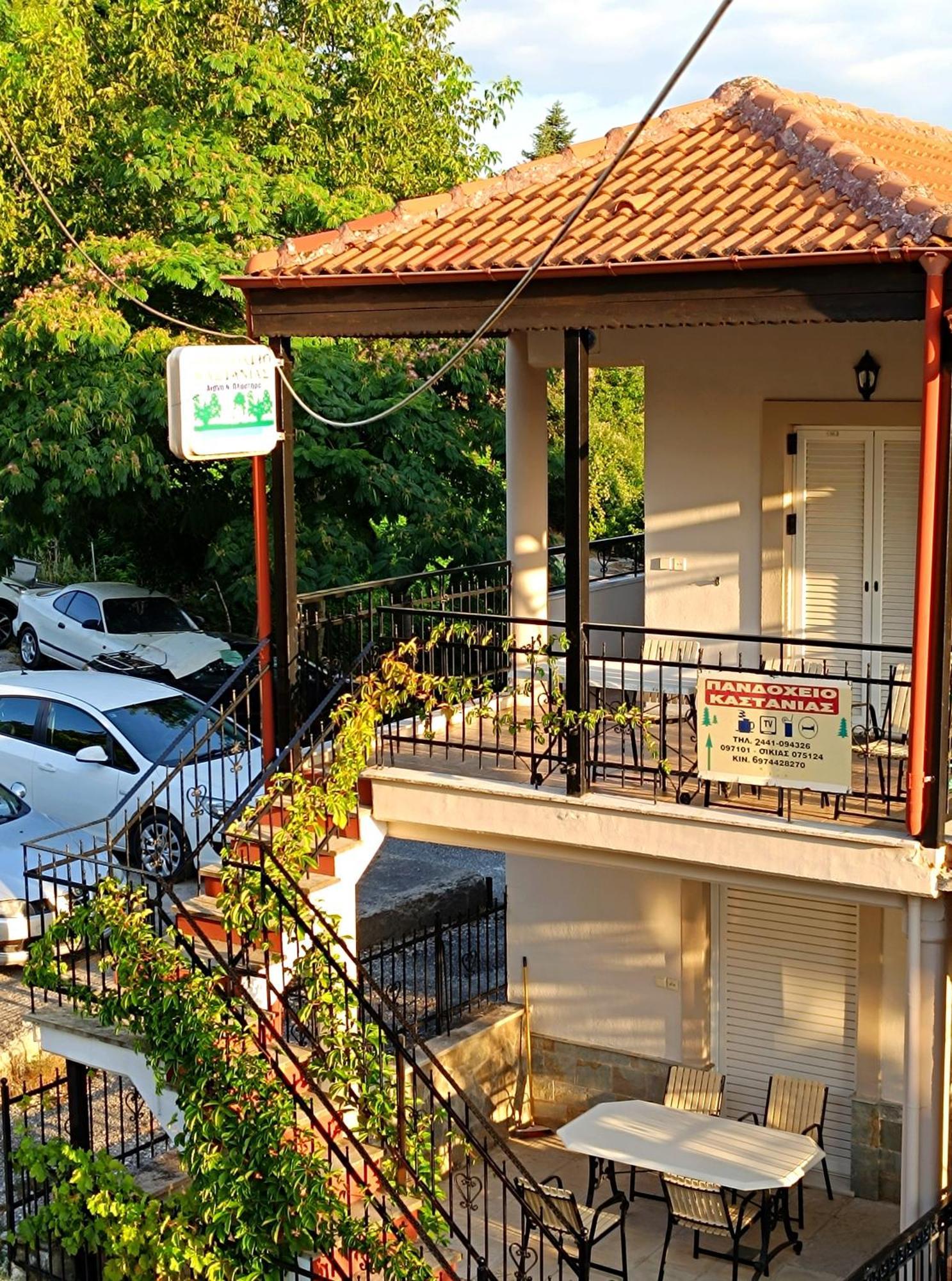 Отель Πανδοχείο Λίμνης Πλαστήρα Kastania  Экстерьер фото
